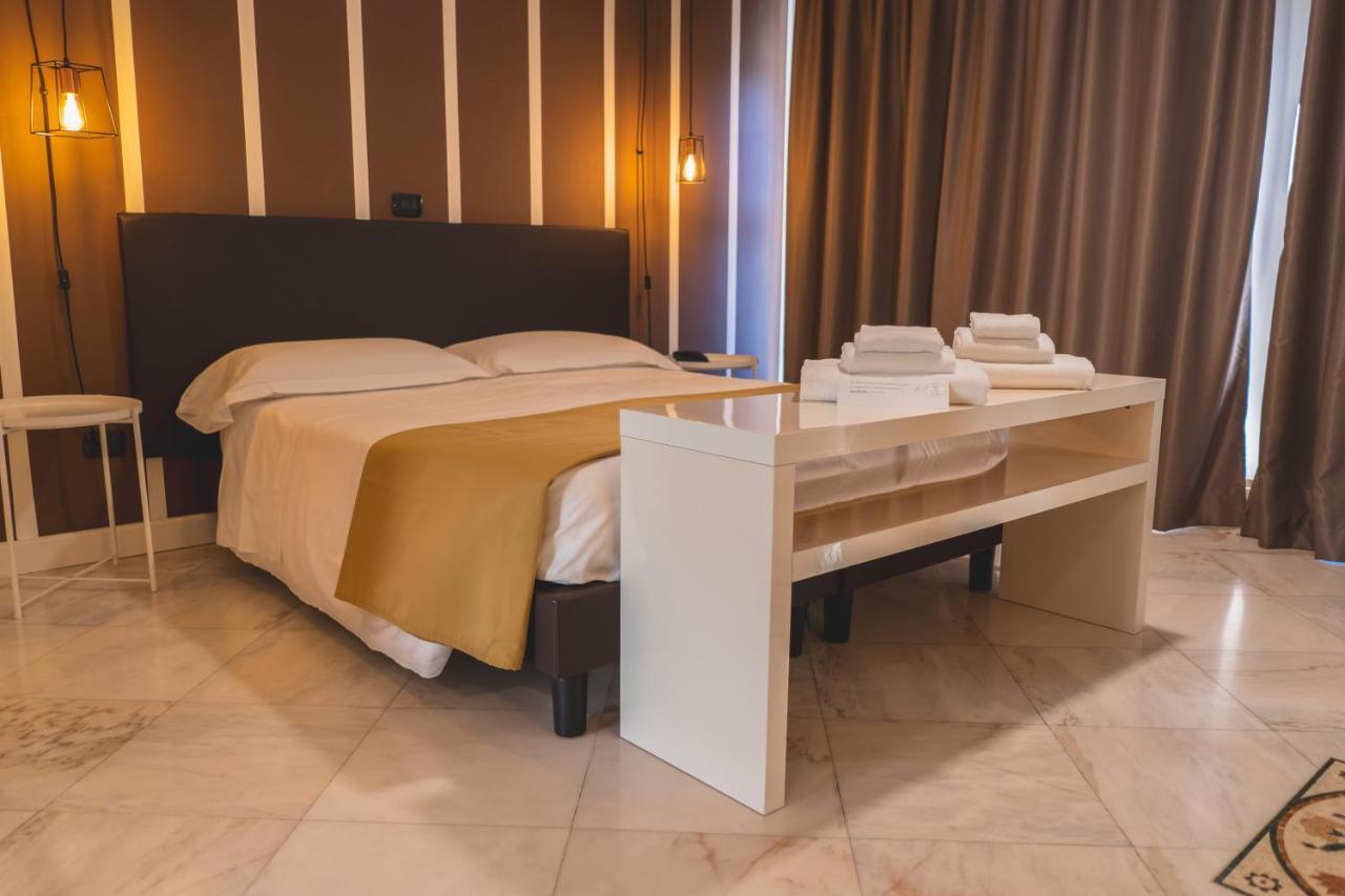 Hotel Continental Reggio di Calabria Luaran gambar
