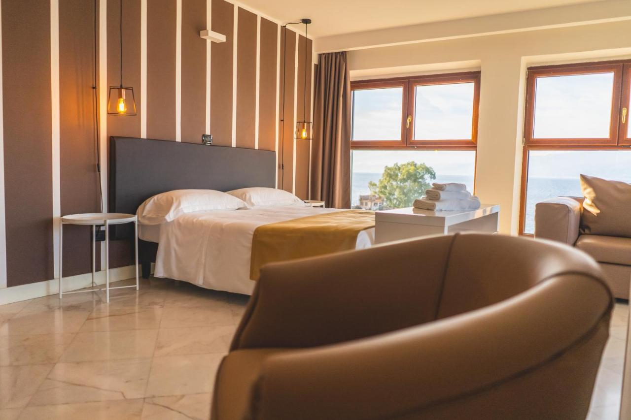 Hotel Continental Reggio di Calabria Luaran gambar